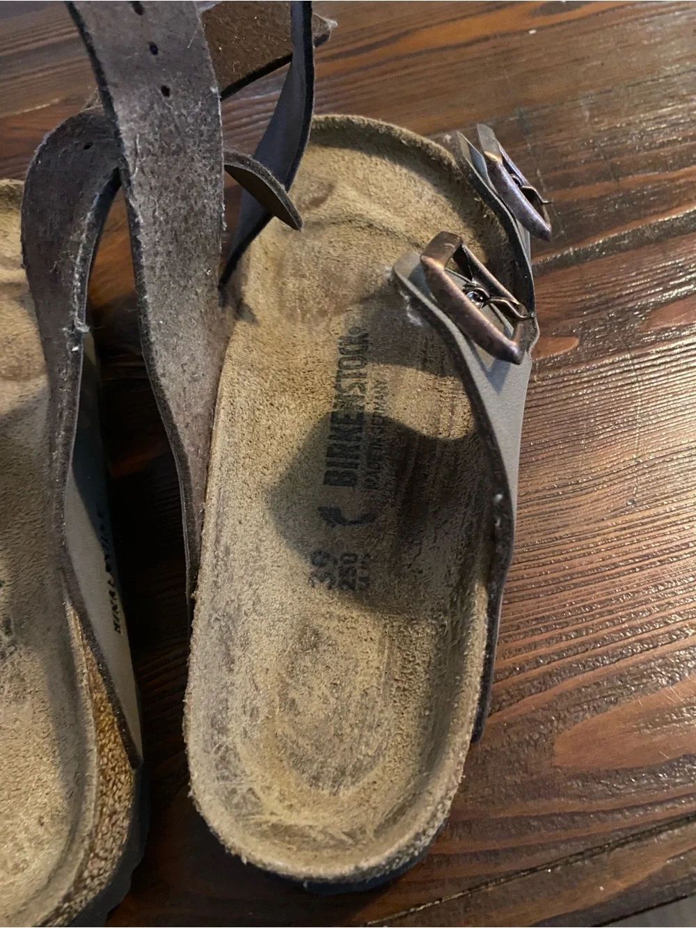 Birkenstock sandals  Women’s size: 8.5 (39) Brown Excellent used condition